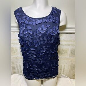 Size 8 Frank Lyman navy Blue printed leaf top